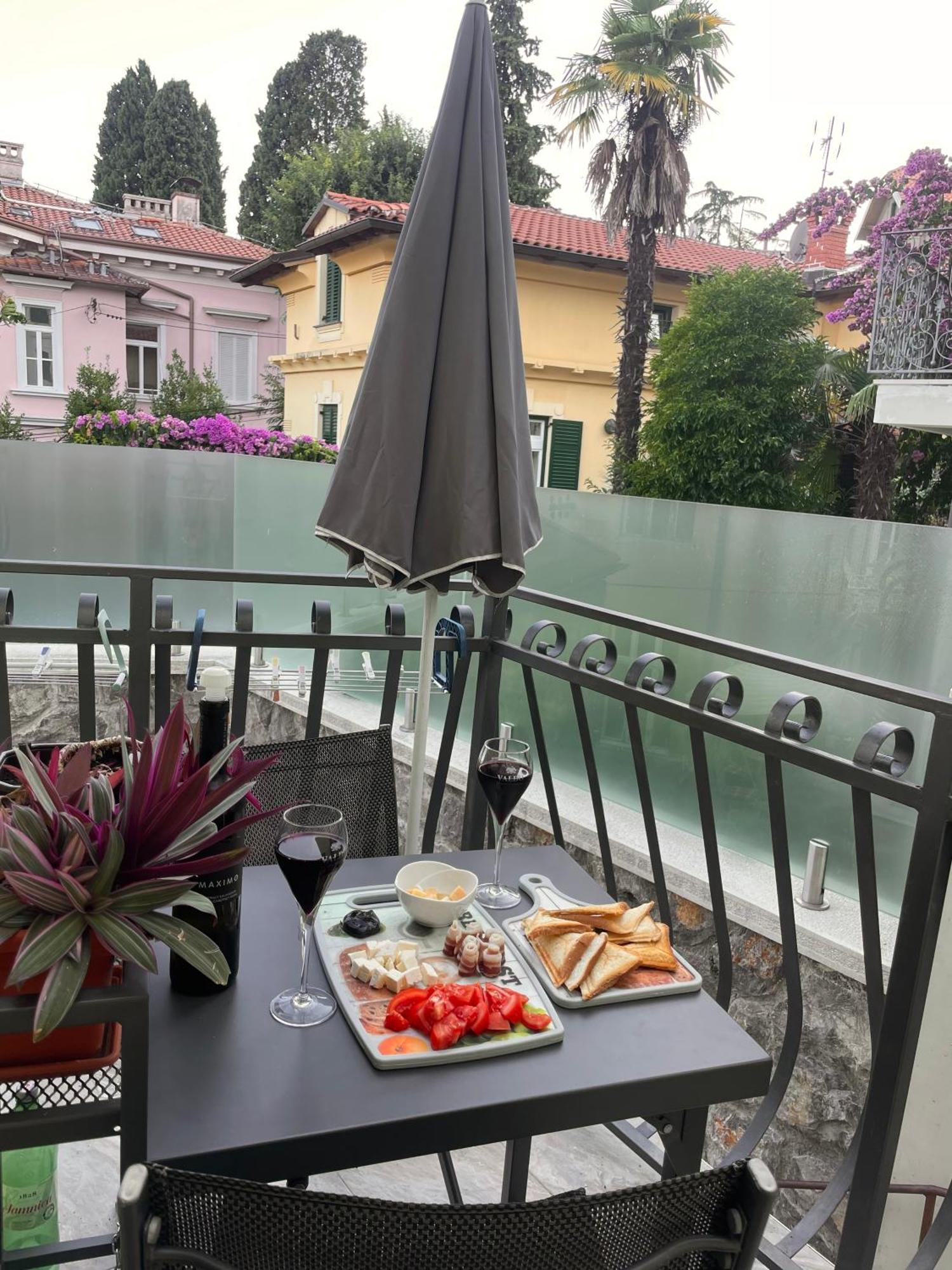 Apartment Andreja, Opatija City Center Eksteriør billede