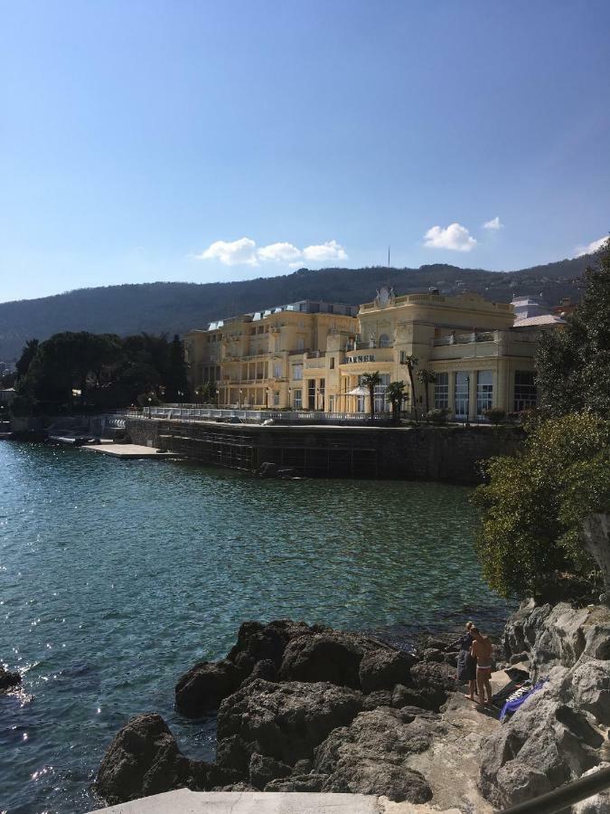 Apartment Andreja, Opatija City Center Eksteriør billede